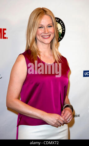 Apr. 15, 2011 - Beverly Hills, in California, Stati Uniti d'America - Laura Linney arriva per il Johnsson Cancer Center Foundation''s xvi Fundraiser annuale, "gusto per una cura," tenutasi presso il Beverly Wilshire Hotel. Foto Stock