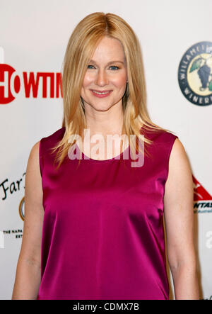 Apr. 15, 2011 - Beverly Hills, in California, Stati Uniti d'America - Laura Linney arriva per il Johnsson Cancer Center Foundation''s xvi Fundraiser annuale, "gusto per una cura," tenutasi presso il Beverly Wilshire Hotel. Foto Stock