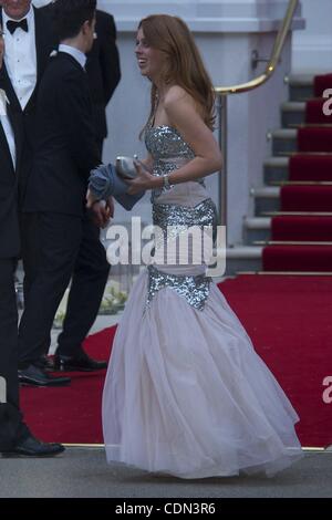 Aprile 28, 2011 - Londra, Spagna - Principessa Beatrice di York frequentare pre-cena nuziale presso il Mandarin Oriental Hyde Park il 28 aprile 2011 a Londra, Inghilterra. (Credito Immagine: © Jack Abuin/ZUMAPRESS.com) Foto Stock