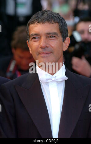 Attore Antonio Banderas assiste 'pelle io vivo nell' Premiere durante la 64a Cannes Film... Foto Stock