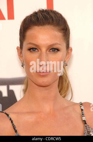 9 giugno 2011 - Hollywood, California, Stati Uniti - GISELLE BUNDCHEN assiste il 2011 AFI Life Achievement Award in onore di Morgan Freeman, tenutasi presso Sony Picture Studios di Culver City. (Credito Immagine: © Michael Germana Globo/foto/ZUMAPRESS.com) Foto Stock