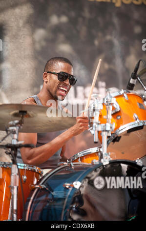 Aug 13, 2011 - San Jose, California, Stati Uniti d'America - TROMBONE SHORTY suona dal vivo al ventiduesimo annuale di San Jose Jazz Festival. (Credito Immagine: © Jerome Brunet/Zuma Press) Foto Stock