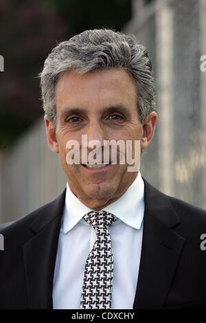 Sett. 20, 2011 - Los Angeles, California, Stati Uniti - Charles Cohen, testa di Cohen Bros. Realty Corp. e produttore di Hollywood nel Pacifico centro di design. (Credito Immagine: © Ringo Chiu/ZUMAPRESS.com) Foto Stock