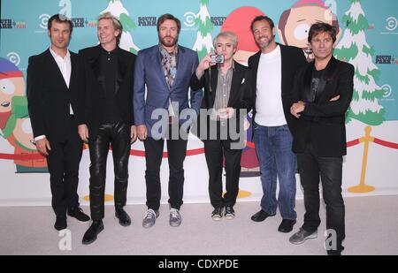 Sett. 20, 2011 - Hollywood, California, Stati Uniti - '"South Park'' quindicesimo anniversario festa al Barker Hangar di Santa Monica, CA 9/20/11 2011..MATT PIETRA, DURAN DURAN (JOHN TAYLOR, Simon le Bon, Nick Rhodes e Roger Taylor) e TREY PARKER(Immagine di credito: Â© Scott Kirkland/Globe foto/ZUMAPRESS.com) Foto Stock