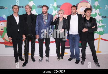 Sett. 20, 2011 - Hollywood, California, Stati Uniti - '"South Park'' quindicesimo anniversario festa al Barker Hangar di Santa Monica, CA 9/20/11 2011..MATT PIETRA, DURAN DURAN (JOHN TAYLOR, Simon le Bon, Nick Rhodes e Roger Taylor) e TREY PARKER(Immagine di credito: Â© Scott Kirkland/Globe foto/ZUMAPRESS.com) Foto Stock