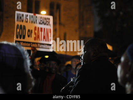 Sett. 20, 2011 - Atlanta, GA, Stati Uniti - De Dubose, presidente della Georgia il capitolo della NAACP, mette in pausa mentre si parla di manifestanti che chiedevano la Georgia di funzionari statali per fermare l'esecuzione pianificata di condannati killer Troy Davis presso il Campidoglio in Atlanta, Georgia, Martedì, Settembre 20, 201 Foto Stock