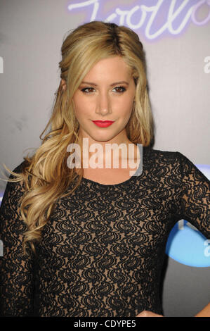 Ottobre 3, 2011 - Los Angeles, California, Stati Uniti - Ashley Tisdale frequentando il Los Angeles Premiere di 'Footloose'' tenuto presso il Regency Village Theatre di Westwood, la California il 10/03/11. 2011(Immagine di credito: Â© D. lunga/Globe foto/ZUMAPRESS.com) Foto Stock