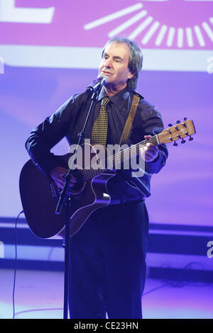 Chris de Burgh a Lambertz lunedì notte party al Alter Wartesaal. Colonia, Germania - 31.01.2011 Foto Stock