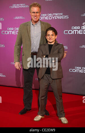 Norbert Heisterkamp, Volker Zack Michalowski al Deutscher Comedypreis 2010 Award al MMC Coloneum Studios. Colonia, Germania - 14.10.2010 Foto Stock