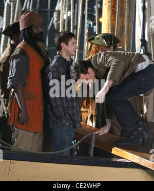 Matt Smith le riprese di una scena sul set di un film di 'Dr che' le riprese in location in Cornovaglia Cornwall Inghilterra - 02.02.11 Foto Stock