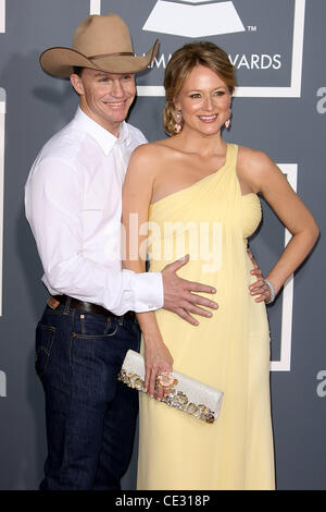 Ty Murray e gioiello della 53Annual Grammy Awards alla Staples Center - tappeto rosso arrivi a Los Angeles, California - 13.02.11 Foto Stock