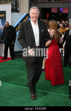 Jon Voight Premiere della Walt Disney Pictures' "segretariato" tenutasi presso l'El Capitan theater - Gli arrivi di Los Angeles, California - 30.09.10 Foto Stock