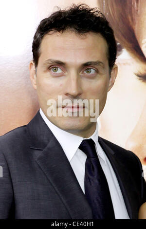 Rufus Sewell premiere mondiale di "turista" tenutasi presso il Teatro Ziegfeld - Arrivi New York City, Stati Uniti d'America - 06.12.10 Foto Stock