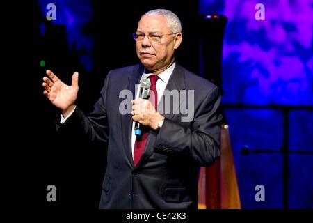 General Colin Powell concerto benefico per UCSF Benioff ospedale per bambini, tenutosi a Nob Hill Masonic Auditorium - all'interno di San Francisco, California - 08.12.10 Foto Stock