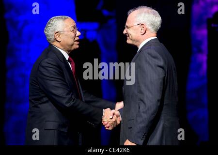 General Colin Powell e Mark Laret concerto benefico per UCSF Benioff ospedale per bambini, tenutosi a Nob Hill Masonic Auditorium - all'interno di San Francisco, California - 08.12.10 Foto Stock