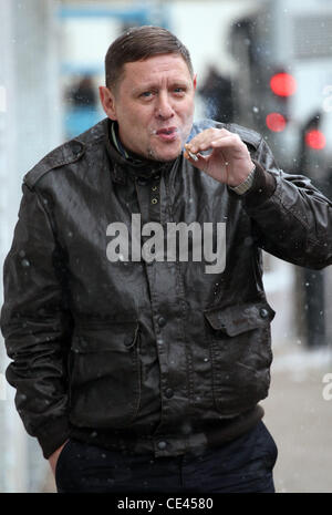 Shaun Ryder al di fuori della ITV Studios di Londra - Inghilterra - 17.12.10 Foto Stock