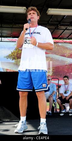 Anthony Shriver Joe Jonas iWin 5K Fun Run/a piedi, beneficiando delle Olimpiadi Speciali in Florida per il campus principale della Nova Southeastern University Davie, Florida - 06.09.10 Foto Stock