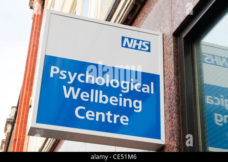 Un close-up del segno per il benessere psicologico centro in Westminster, Londra, Regno Unito Foto Stock