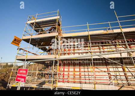 A seguito delle disastrose inondazioni del 2009 in Cumbria, che distrusse Northside Bridge a Workington, Foto Stock