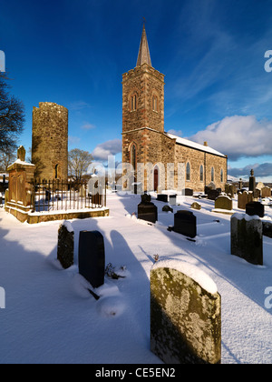 Armoy torre rotonda e Chiesa, Co. Antrim, Irlanda del Nord Foto Stock