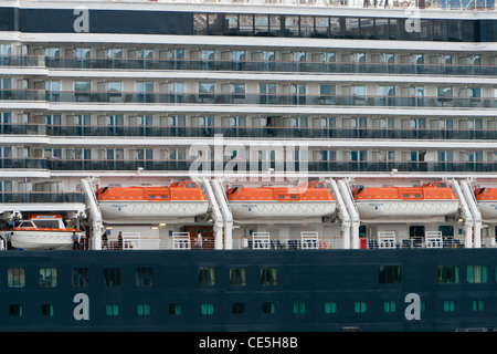 Queen Elizabeth la nave di crociera a Invergordon, Cromarty Firth, Ross & Cromerty, Scozia Foto Stock