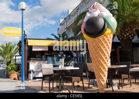 In Spagna , Espana , , Isole Baleari Isole Baleari , Maiorca , Maiorca , Port d' Andratx porto di pesca ora luxury resort & marina Foto Stock