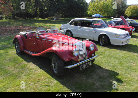 MG TF 1500 al ATCCC Putteridge Bury Classic Car Show 2011 Foto Stock