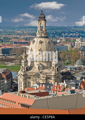 Vista dal municipio torre a Neumarkt luogo e la chiesa di Nostra Signora di Dresda, Sassonia, Germania, Europa Foto Stock