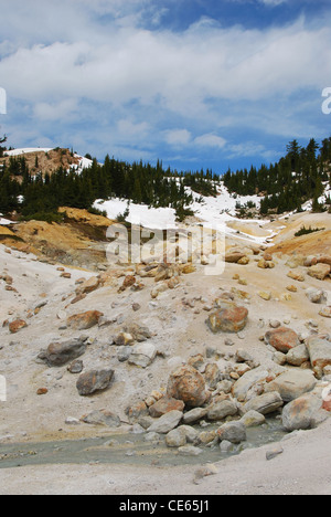 Bumpass Hell, Parco nazionale vulcanico di Lassen, CALIFORNIA, STATI UNITI D'AMERICA Foto Stock