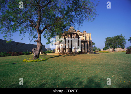 Loto Mahal ; Palazzo del loto ; Hampi ; Happe ; Patrimonio Mondiale dell'UNESCO ; quartiere Ballari ; Karnataka ; India ; Asia Foto Stock