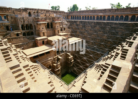 Chand Baori Abhaneri Dausa ; Rajasthan ; India Foto Stock