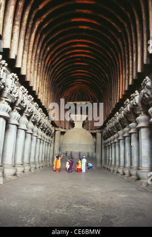 Grotte di Buddha di Chaitya Karla ; Grotte di Karla, Grotte di Karle, celle di Karla ; Karli ; Lonavala ; Pune ; Maharashtra ; India ; Asia Foto Stock
