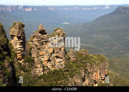 La formazione rocciosa Tre Sorelle, nei pressi di Katoomba, Nuovo Galles del Sud, Australia Foto Stock