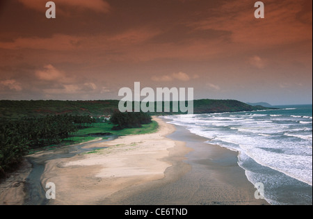 Spiaggia vuota a bhandarpule Ganpatipule ratnagiri konkan Maharashtra india asia Foto Stock