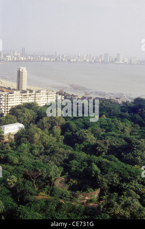 La SOA 81893 : parsi crematorio torre del silenzio ; Mumbai Bombay ; Maharashtra ; India Foto Stock