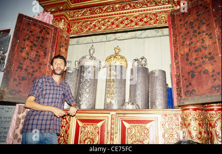 NMK 83042 : ebreo uomo in sinagoga pardesi mattancherry cochin india kerala Foto Stock