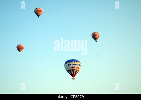 Volo in pallone aerostatico. Cappadocia, Turchia Foto Stock