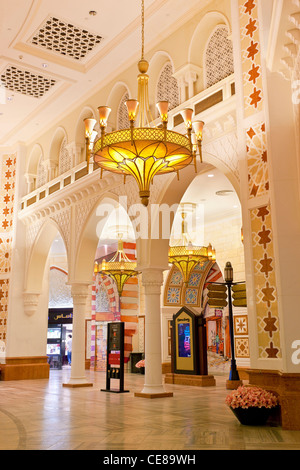 Gold Souk all'interno di Dubai Mall, il centro commerciale più grande del mondo Foto Stock