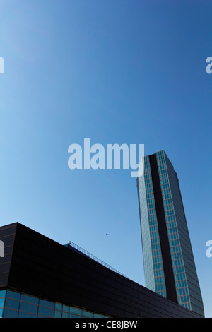 La CMA CGM Tower è un 147m alto grattacielo in Euroméditerranée, il quartiere centrale degli affari di Marsiglia, Francia Foto Stock