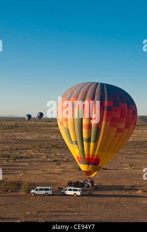 Pronti per il decollo, aria calda spedizioni, Scottsdale, Arizona. Foto Stock