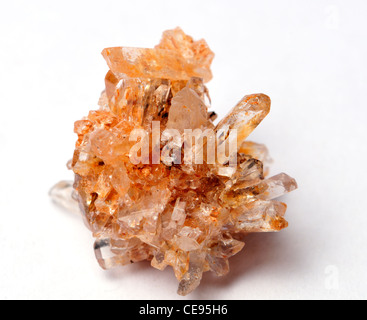 Cristalli di creedite (solfato di calcio e alluminio fluoro idrossido) provenienti dal Messico Foto Stock