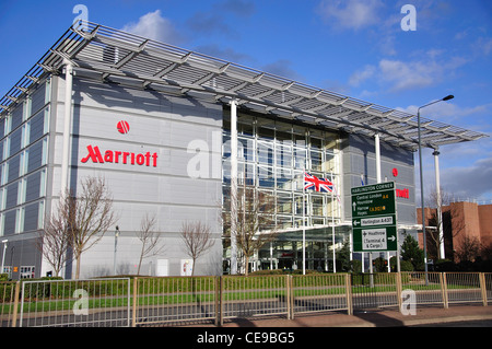 Marriott Heathrow Hotel, Bath Road, Harlington, Hayes, London Borough of Hillingdon, Greater London, England, Regno Unito Foto Stock