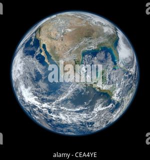 Blue Marble un 'blue marble' immagine della massa presa dal strumento viirs a bordo della NASA la maggior parte ha recentemente lanciato la terra-satellite di osservazione - suomi npp. Questa immagine composita utilizza un certo numero di fasce della superficie della Terra adottate il 4 gennaio 2012. Il satellite npp è stata ribattezzata "npp uomi" il 24 gennaio 2012 per onorare il compianto verner e. suomi dell università di Wisconsin. suomi npp è di nasa prossima terra-osservando la ricerca satellite. è il primo di una nuova generazione di satelliti che dovranno osservare le molteplici sfaccettature della nostra evoluzione della terra. Foto Stock