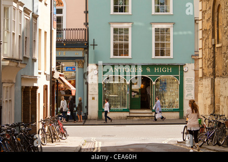 Regno Unito Oxford negozio di antiquariato sulla strada alta. Foto Stock