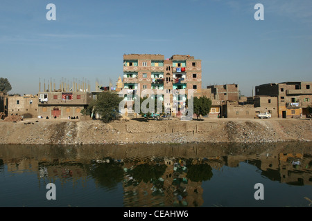 Case dal fiume in Egitto Foto Stock