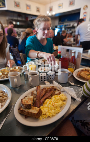 Il vecchio Dottie vero Blue Cafe. San Francisco,. In California. Stati Uniti d'America. Foto Stock