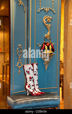 Miu Miu Miuccia Prada Parigi Rue Faubourg Saint Honoré Francia fashion designer couturier Foto Stock