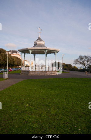 Il Bandstand sul lungomare di leas Folkestone nel Kent REGNO UNITO Foto Stock