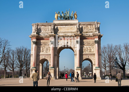 Arc de triomphe du Carrousel Museo Tuileries Musee du Louvre Parigi Francia Foto Stock