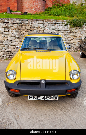 Un giallo MG auto sportiva, Pickering North Yorkshire Regno Unito Foto Stock